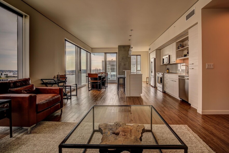 More Photos Of 1430 2nd Ave, Seattle Apartments For Lease