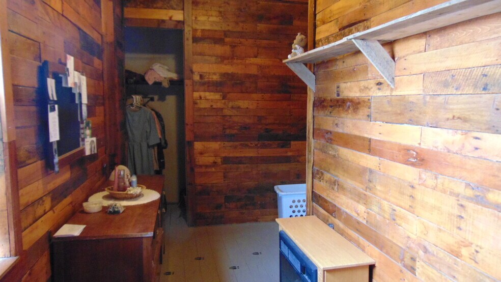 More Photos Of 2890 Jorolemon Rd, Weedsport Industrial For Sale