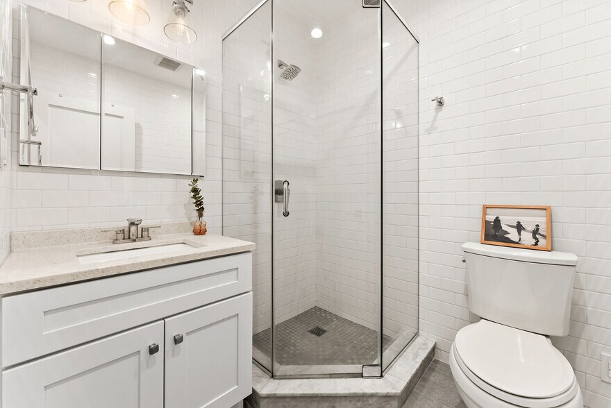 More Photos Of 30 Bergen St, Brooklyn Multifamily For Sale