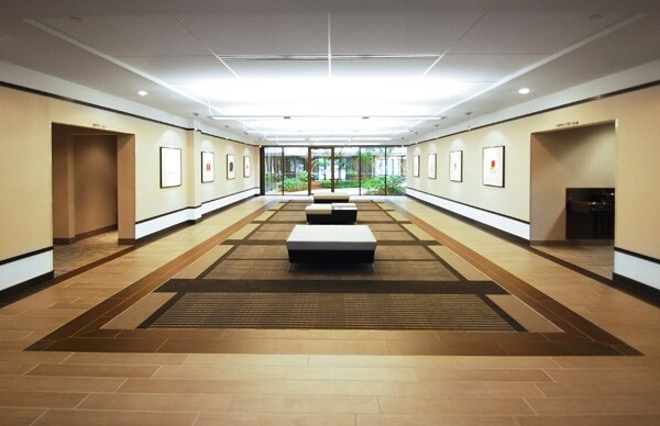 More Photos Of 17177 N Laurel Park Dr, Livonia Office For Lease