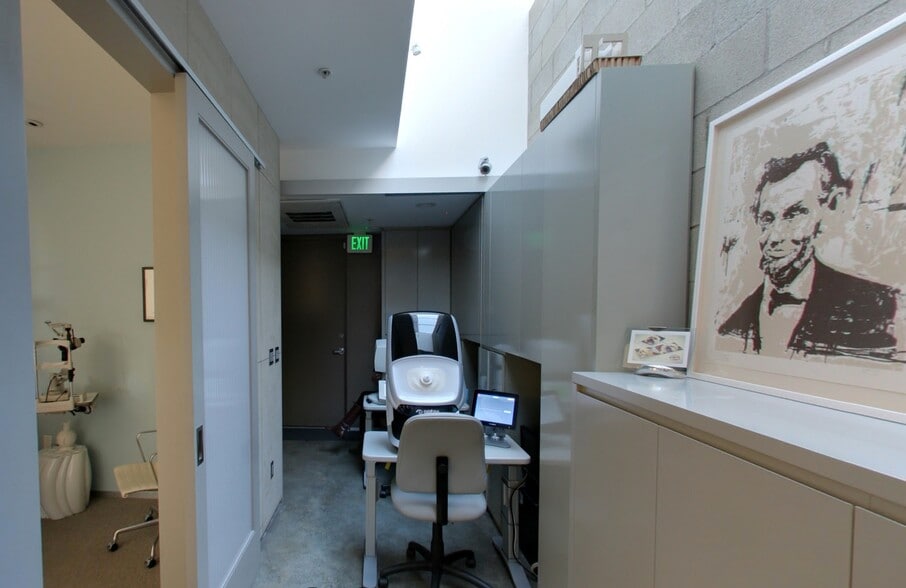 More Photos Of 1636 Abbot Kinney Blvd, Venice Storefront Retail Office For Lease