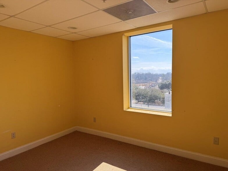 More Photos Of 327 Main St, Greenwood Office For Sale