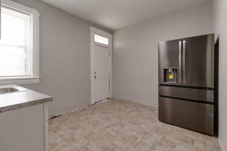 More Photos Of 1402 Granville Pl, Saint Louis Apartments For Sale