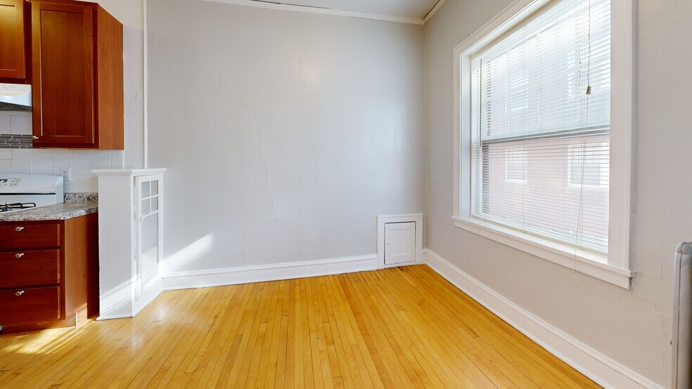 More Photos Of 3125-3137 Aldrich Ave S, Minneapolis Apartments For Sale