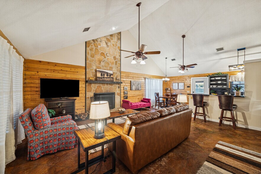 More Photos Of 21538 Mueschke Rd, Tomball Lodge Meeting Hall For Sale