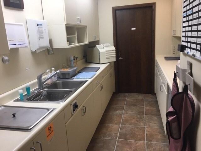 More Photos Of 77 E Crystal Lake Ave, Crystal Lake Medical For Sale