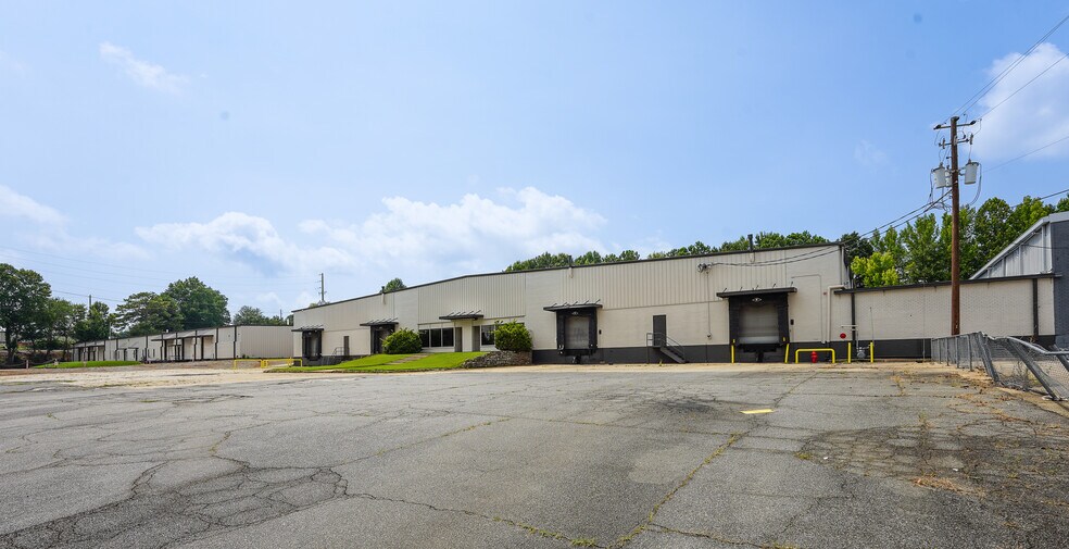 More Photos Of 1145 Hayes Industrial Dr, Marietta Warehouse For Sale