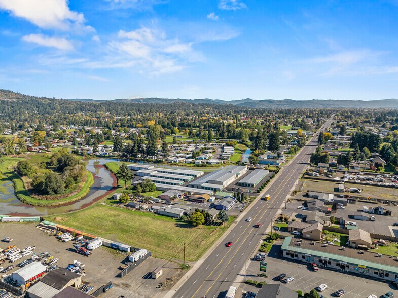 More Photos Of 4504 Ocean Beach Hwy, Longview General Retail For Sale