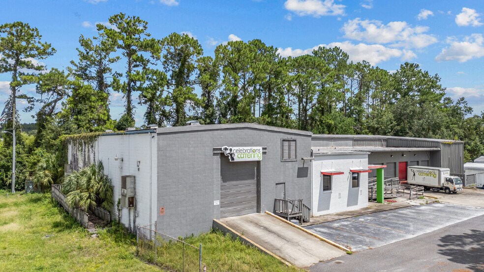 Primary Photo Of 317 NE 35th Ave, Gainesville Industrial For Sale