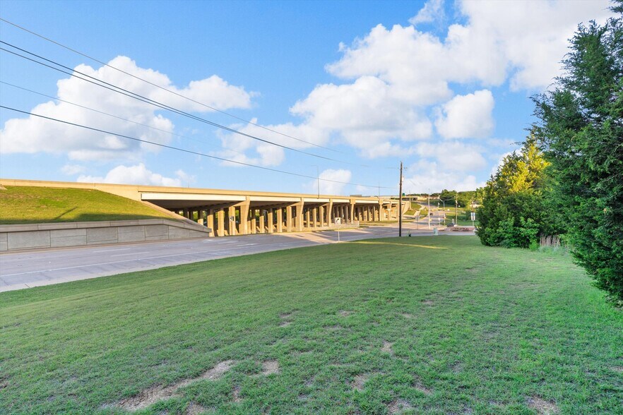 More Photos Of 901 NW 19th St, Grand Prairie Land For Sale