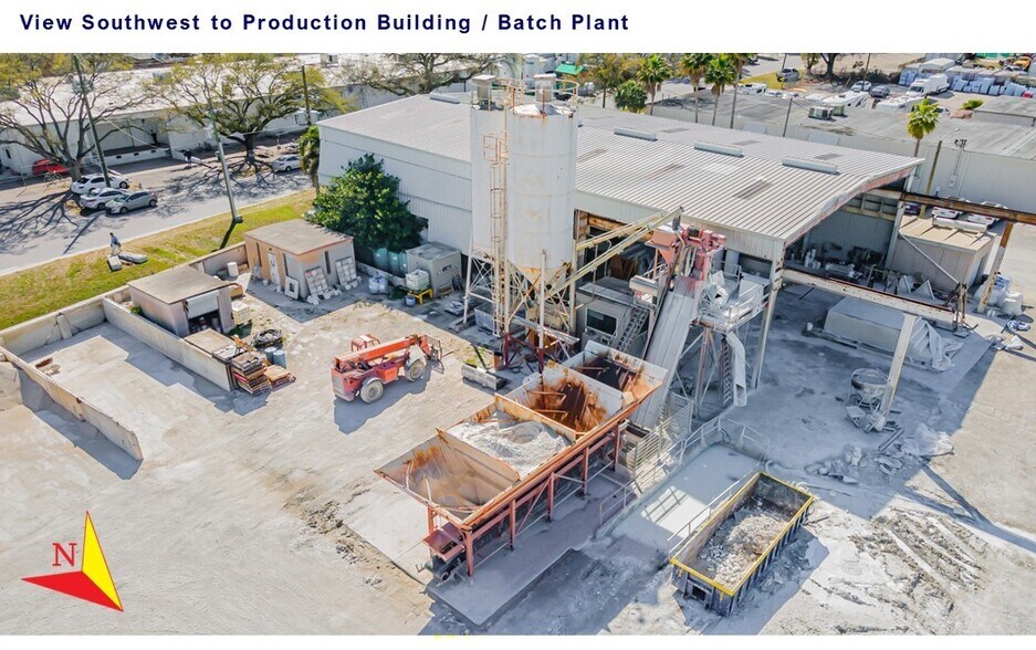 More Photos Of 4451 8th Ave S, Saint Petersburg Manufacturing For Lease