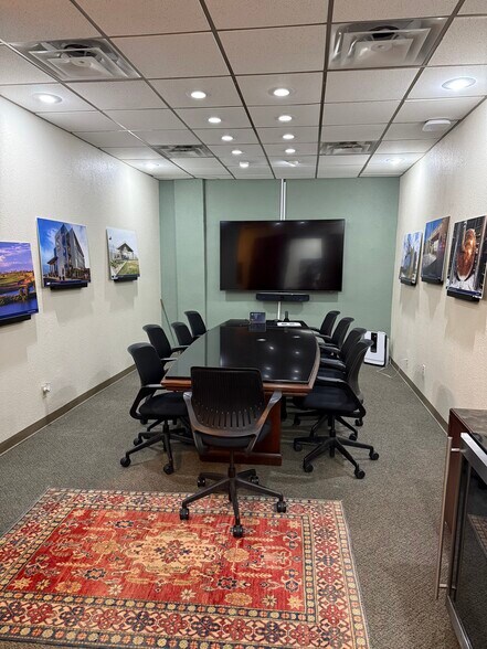 More Photos Of 404 Executive Center Blvd, El Paso Medical For Lease