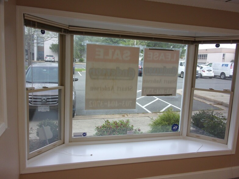 More Photos Of 45571-45595 Shepard Dr, Sterling Medical For Lease