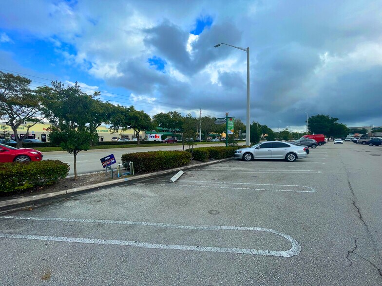 More Photos Of 10250-10352 W Sample Rd, Coral Springs Storefront Retail Office For Sale