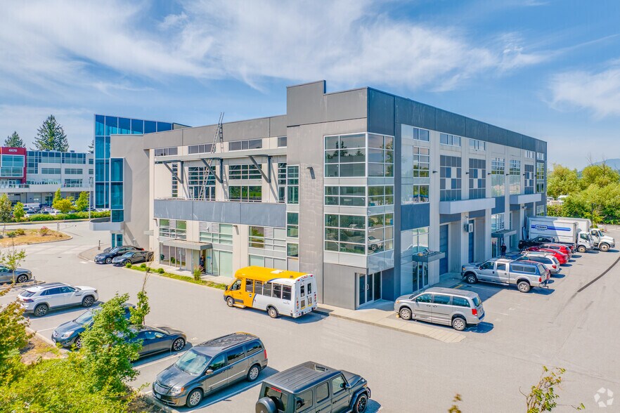 More Photos Of 6680 152A St, Surrey Medical For Sale