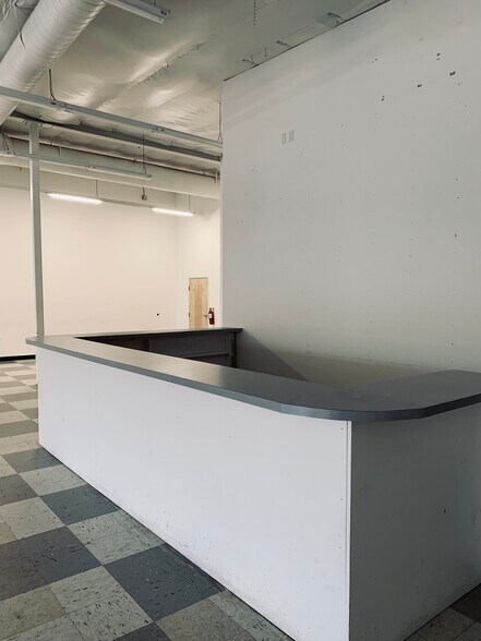 More Photos Of 5201 E Fourth Plain Blvd, Vancouver Unknown For Lease