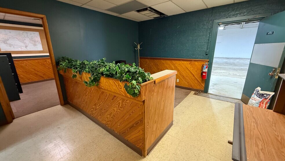 More Photos Of 1350 Balata St, Easton Warehouse For Sale