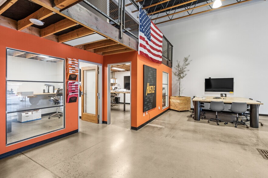 More Photos Of 225-231 W 16th St, National City Service For Sale