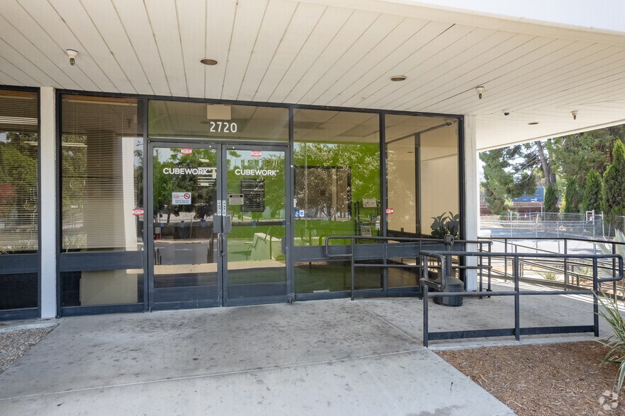 More Photos Of 2720 Pellissier Pl, City of Industry Warehouse For Lease