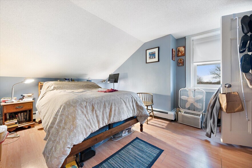 More Photos Of 72 3rd St, Bangor Apartments For Sale