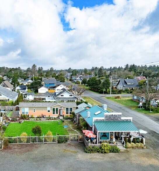More Photos Of 1311 Bay Ave, Ocean Park General Retail For Sale