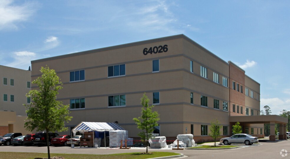 More Photos Of 64026 Highway 434, Lacombe Medical For Lease