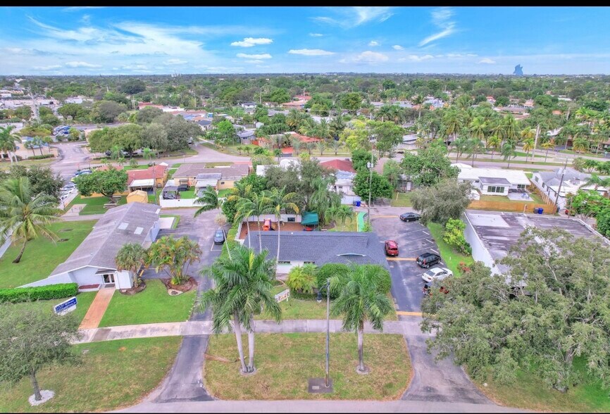 More Photos Of 4107 Hollywood Blvd, Fort Lauderdale Medical For Sale