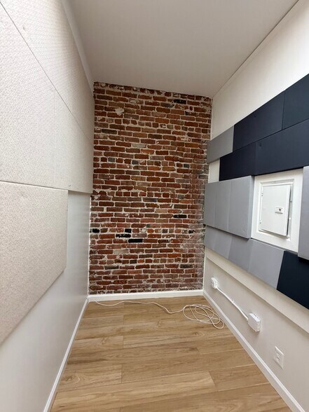 More Photos Of 209-211 Kearny St, San Francisco Office For Lease