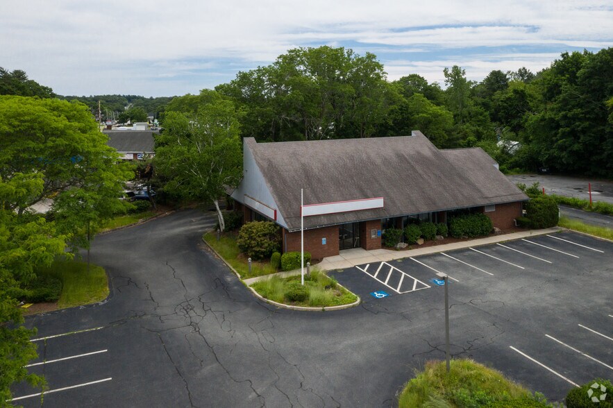 More Photos Of 303 Columbia Rd, Hanover General Retail For Sale