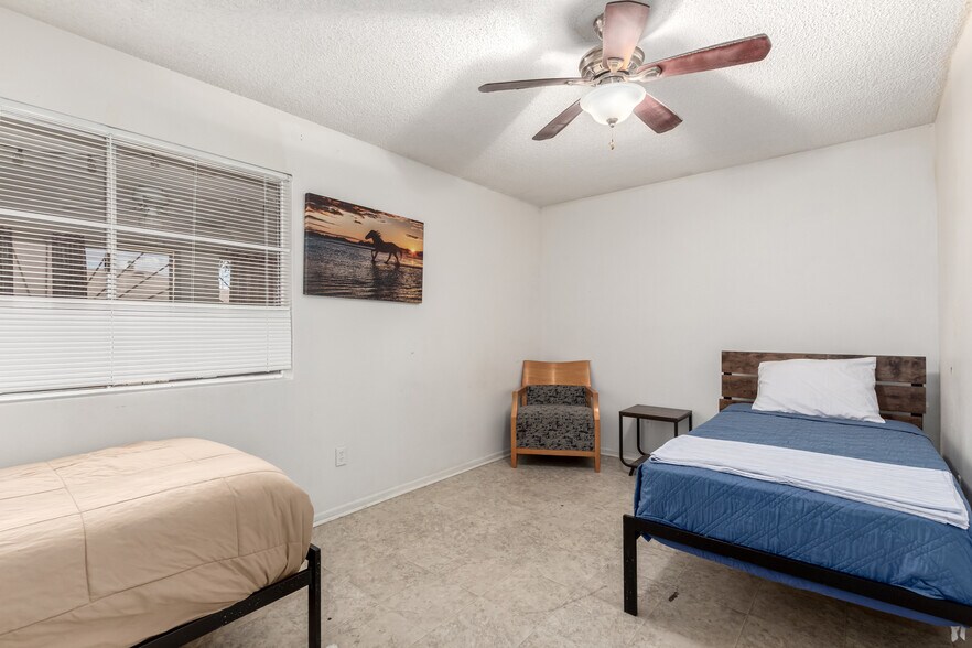 More Photos Of 10227 N 56th Dr, Glendale Assisted Living For Sale