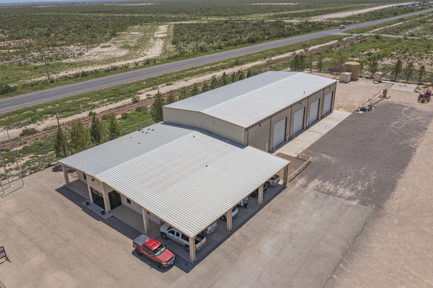 Primary Photo Of 2131 Barilla Rd, Pecos Industrial For Lease