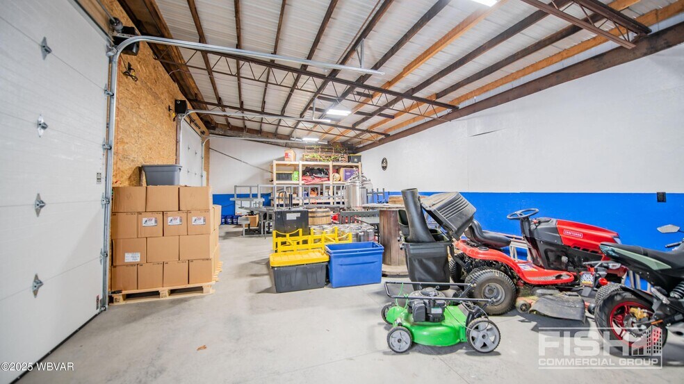 More Photos Of 1320 W Southern Ave, Williamsport Warehouse For Lease