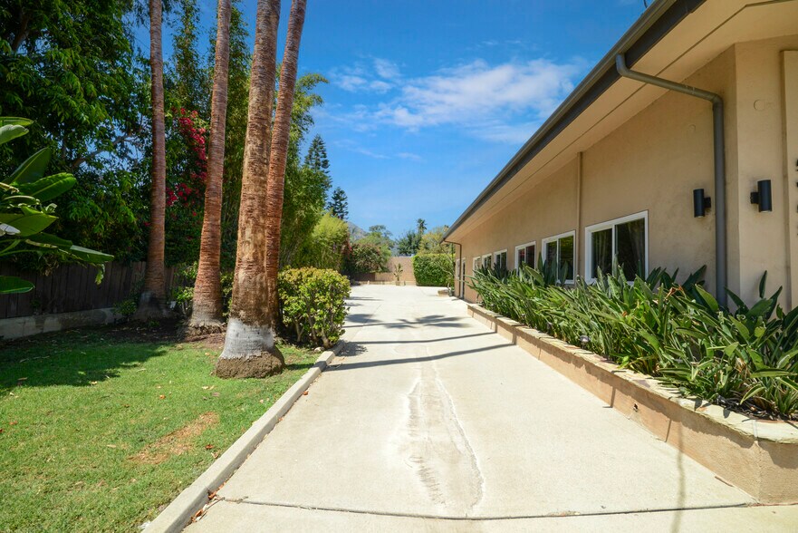 More Photos Of 5905 Old Wheeler Rd, La Verne Assisted Living For Sale