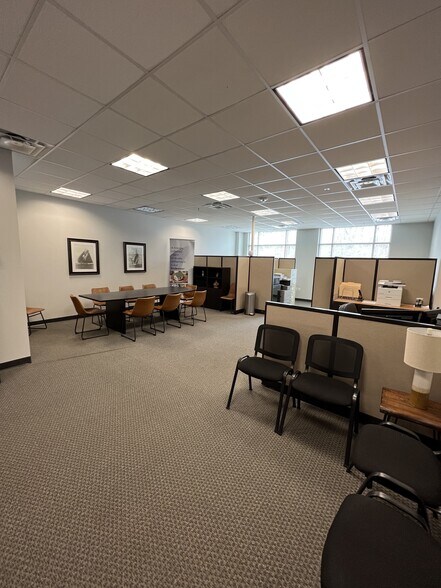 More Photos Of 909 Ridgebrook Rd, Sparks Medical For Lease