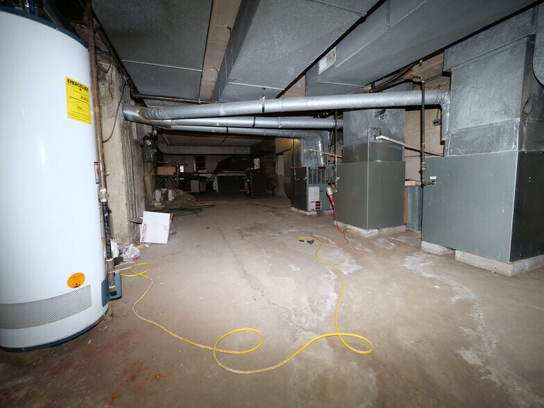 More Photos Of 6441-6453 S Pulaski Rd, Chicago General Retail For Sale