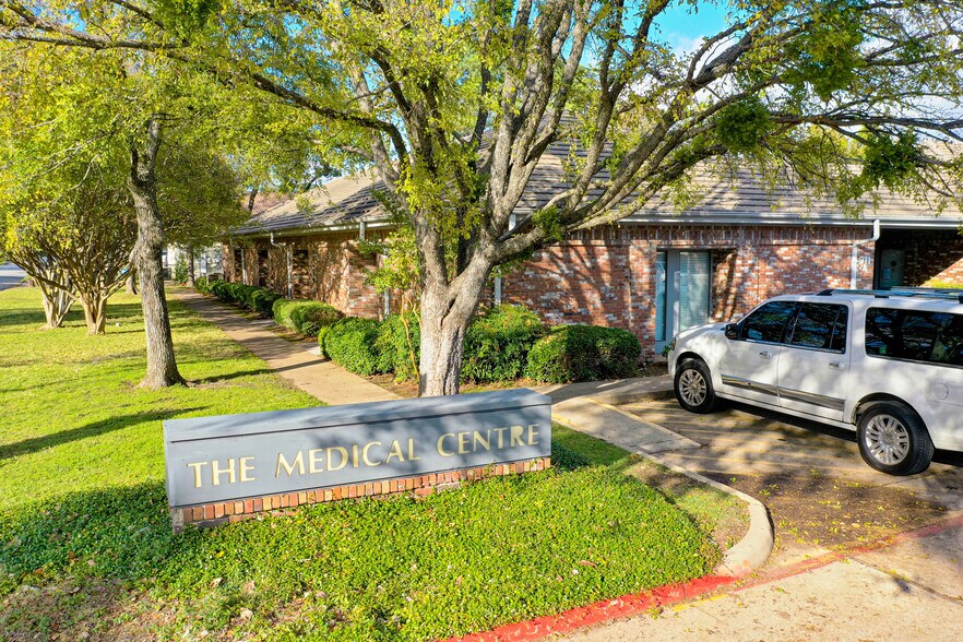 More Photos Of 911 Medical Centre Dr, Arlington Medical For Lease