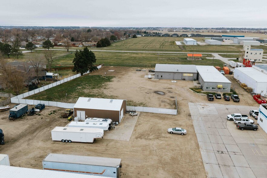 More Photos Of 2565 16th Ave, Columbus Light Manufacturing For Sale