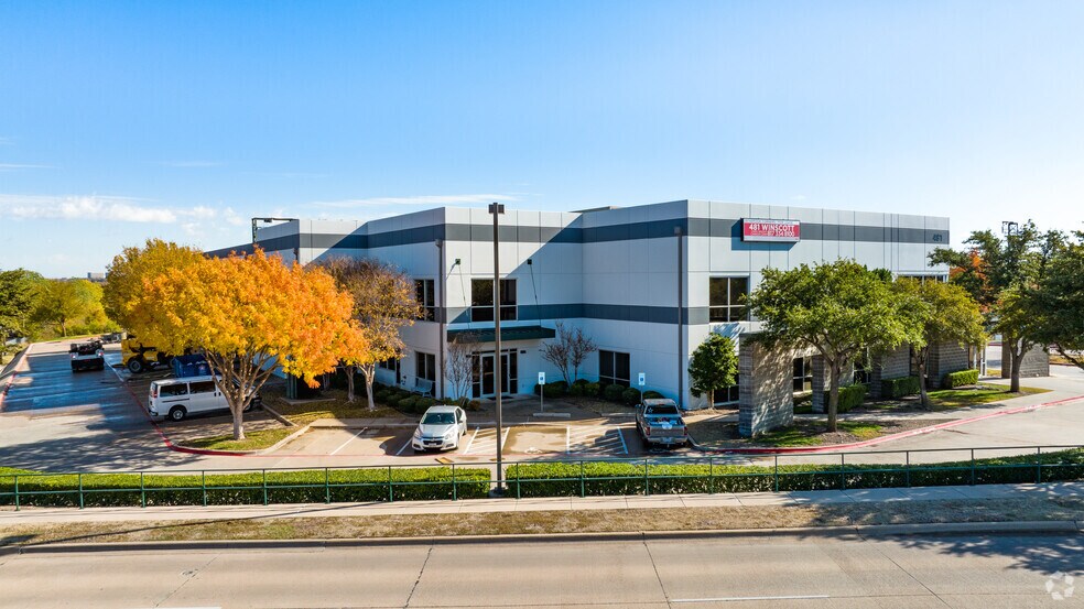 More Photos Of 481 Winscott Rd, Benbrook Office For Lease