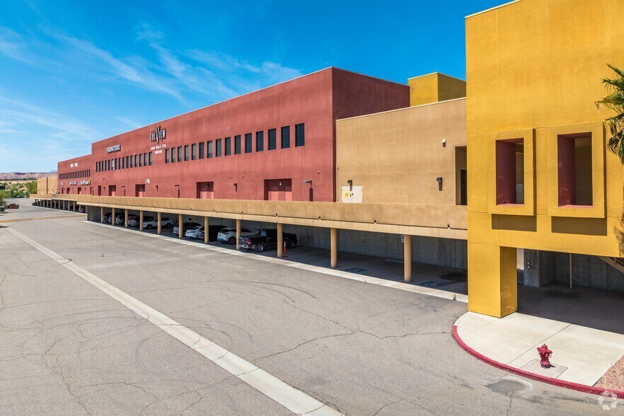More Photos Of 550-570 W Pioneer Blvd, Mesquite Unknown For Lease