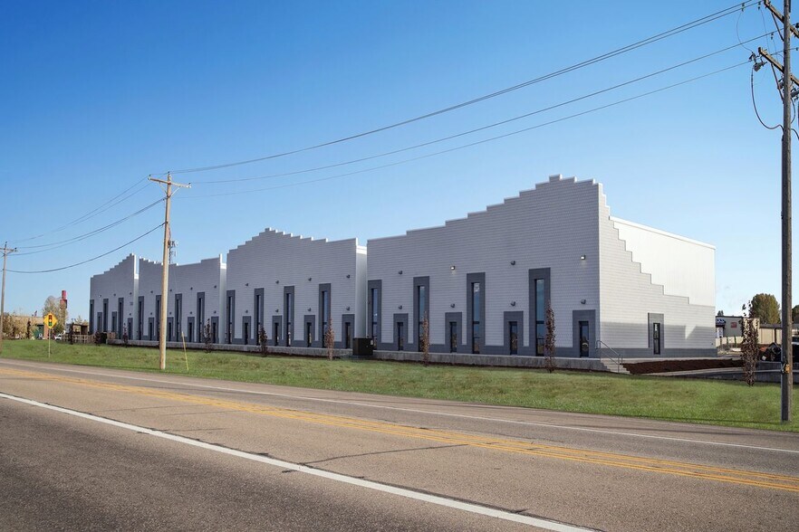 More Photos Of 3540 Highway 52, Frederick Flex For Lease