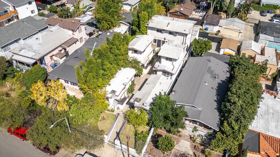 More Photos Of 1727 Bellevue Ave, Los Angeles Apartments For Sale