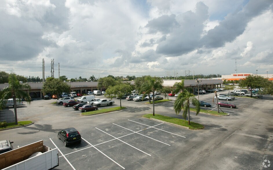 More Photos Of 5905 S University Dr, Davie Unknown For Lease