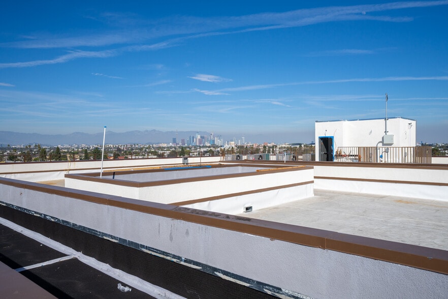 More Photos Of 4186 S Western Ave, Los Angeles Apartments For Sale
