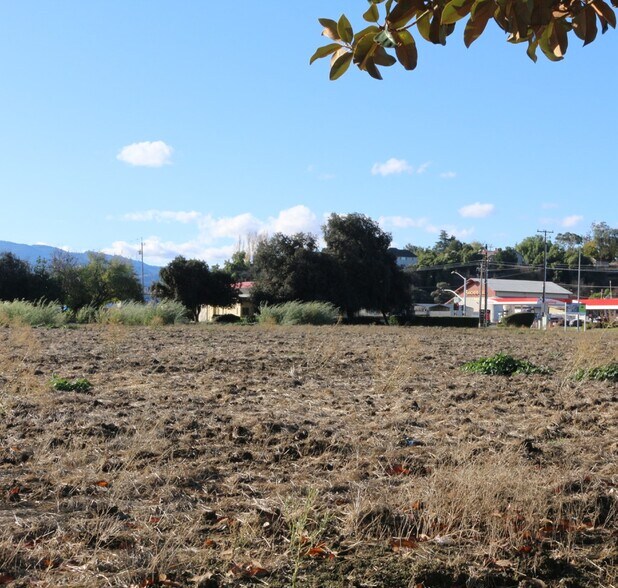 More Photos Of San Felipe Rd @ Maple Street, Hollister Land For Lease