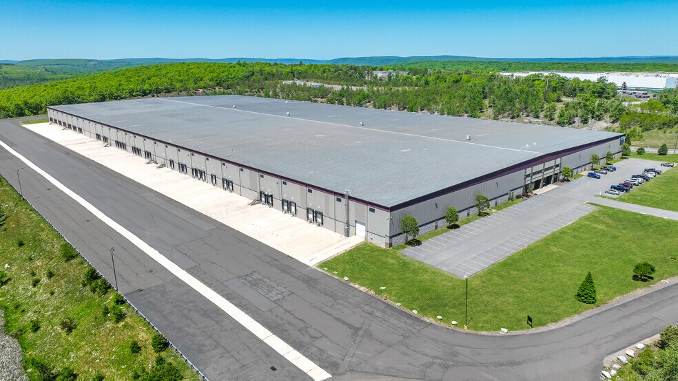 More Photos Of 63 Green Mountain Rd, Hazleton Distribution For Lease
