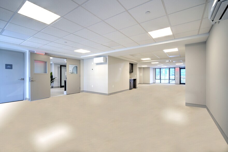 More Photos Of 2619 2nd St, Astoria Apartments For Lease