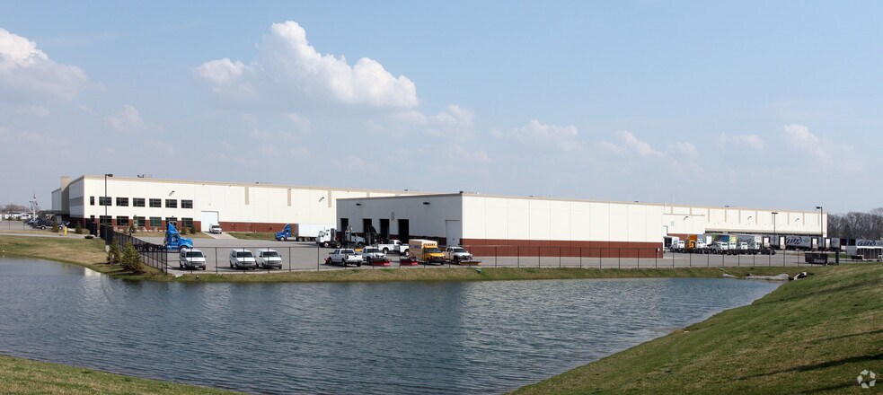More Photos Of 9347 Pendleton Pike, Indianapolis Distribution For Lease