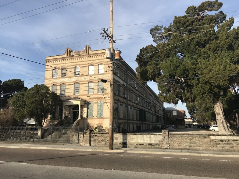 More Photos Of 1906 N Armenia Ave, Tampa Loft Creative Space For Lease