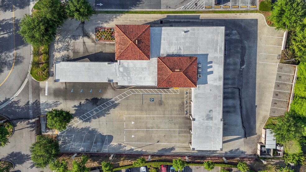 More Photos Of 1581 Berwick Dr, Champions Gate Carwash For Sale