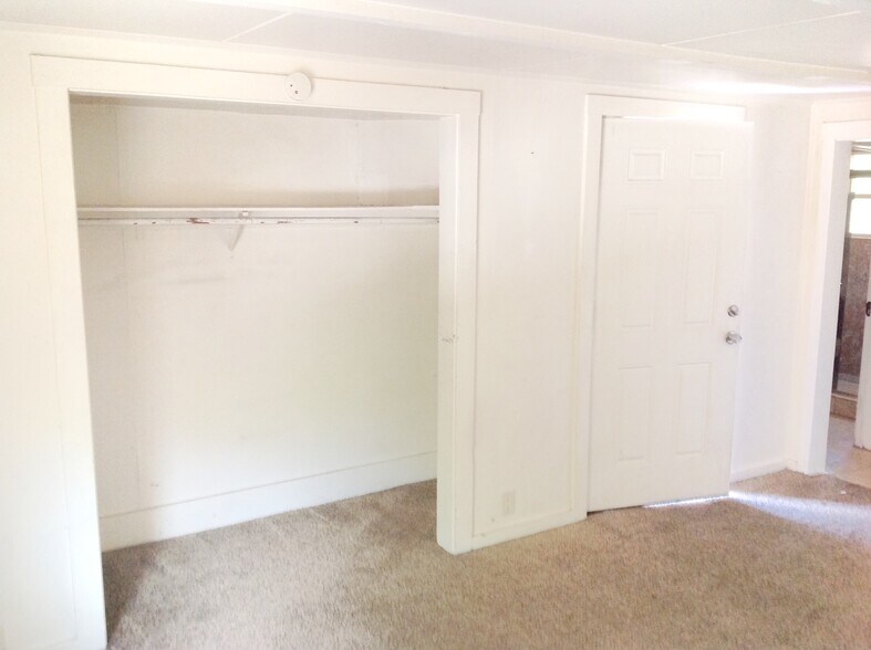 More Photos Of 629 Sinclair St, Reno Apartments For Sale